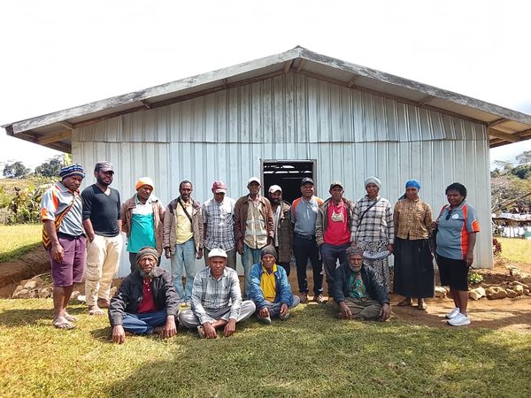 A Community Curriculum session in the community. Catholic Diocese of Mendi, Lower Mendi Parish, Southern Highlands. July 2026.